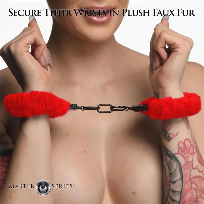 MASTER SERIES Furry Handcuffs Red rokudzelži