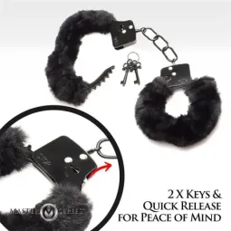 MASTER SERIES Furry Handcuffs rokudzelži, melni