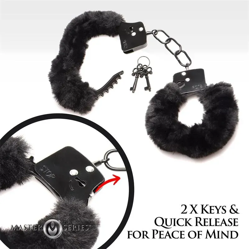 MASTER SERIES Furry Handcuffs rokudzelži, melni
