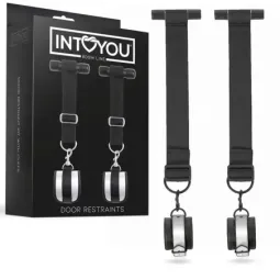 INTOYOU BDSM LINE durvju saišu komplekts ar aprocēm