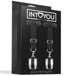 INTOYOU BDSM LINE durvju saišu komplekts ar aprocēm