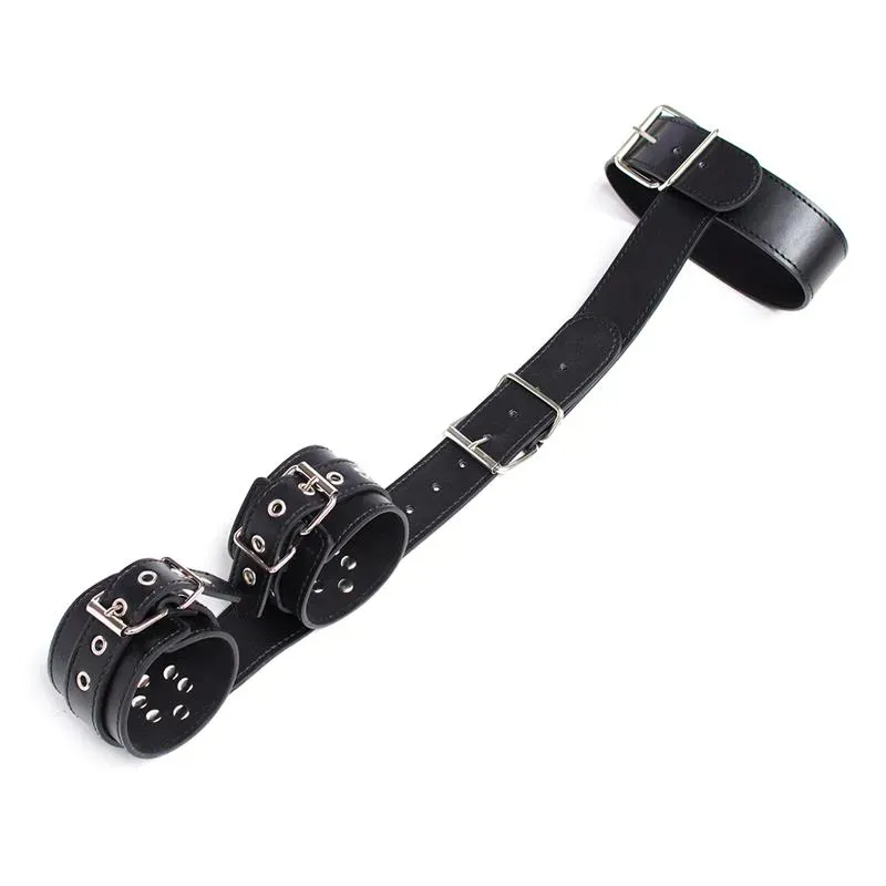 LATETOBED BDSM LINE kakla siksna ar aprocēm