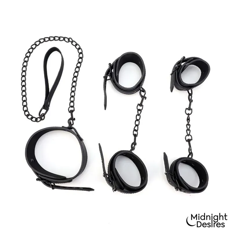 Midnight Desires saišu komplekts ar kaklasiksnu