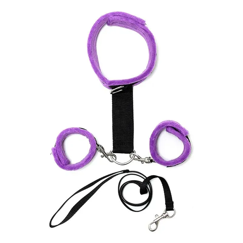 BONDAGE PLAY kakla siksna ar aprocēm un pavadu